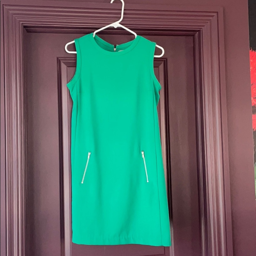 Green Gap shift dress
